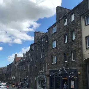 Crags View On The Royal Mile Edinburgh